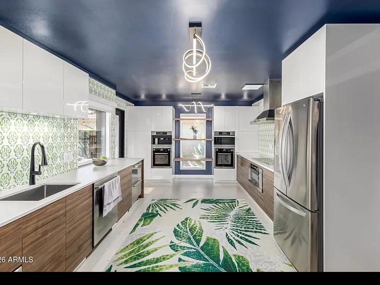 13139 W Seville Dr — Photo 6