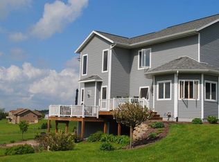 3488 Soldiers Ct, Dodgeville, WI 53533