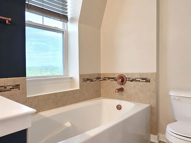 En-suite bathroom