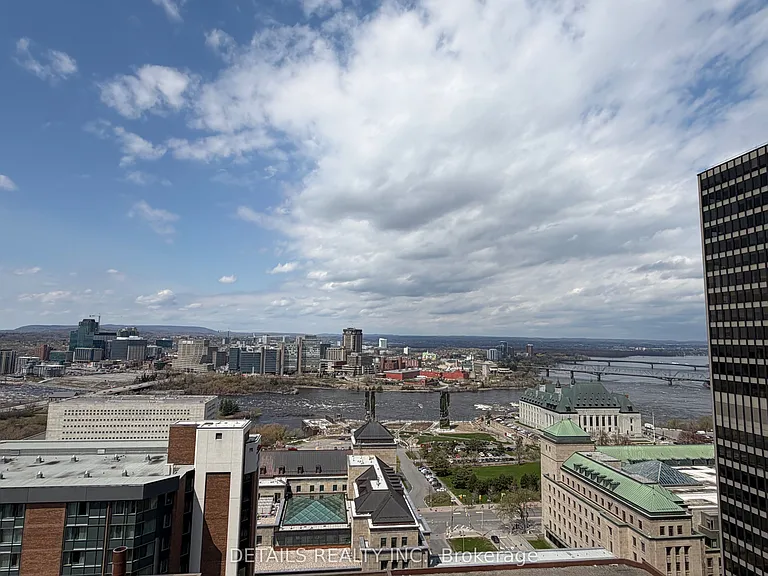 340 Queen St #2301 — Photo 11