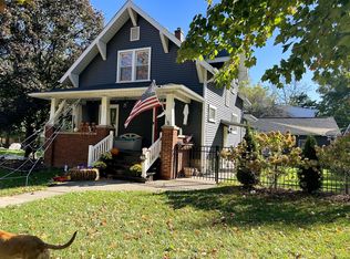 751 Chestnut St, Valparaiso, IN 46385