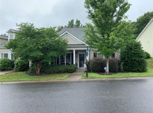 110 Heritage Place Dr, Pendleton, SC 29670
