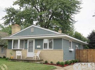 256 S Chocolay Ave, Clawson, MI 48017