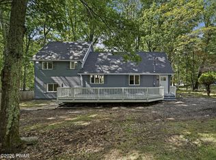 348 Carnation Rd, East Stroudsburg, PA 18302