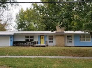 1411 S Market St, Holden, MO 64040