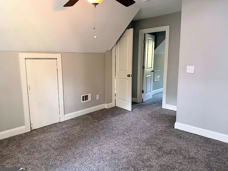 2561 Sylvan Rd — Photo 12