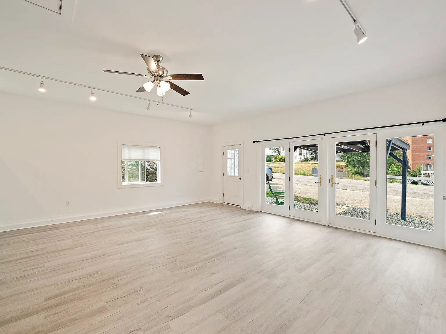 1 bed, 850 sqft, $2,800 — Photo 1