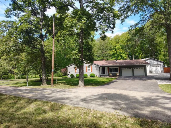 3958 Cain Run Rd, Batavia, OH 45103