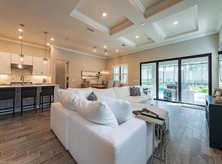 7274 Wilton Dr, Naples, FL 34109