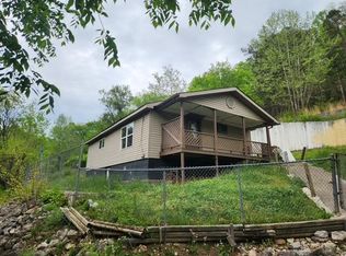 30 Moonlight Hl, Hazard, KY 41701