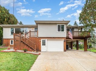 611 S Rainbow Dr, Clare, MI 48617
