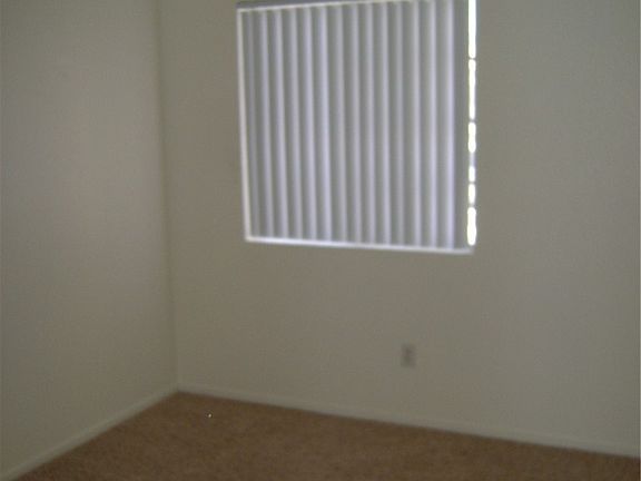5th image of 830 Padre Field Ct