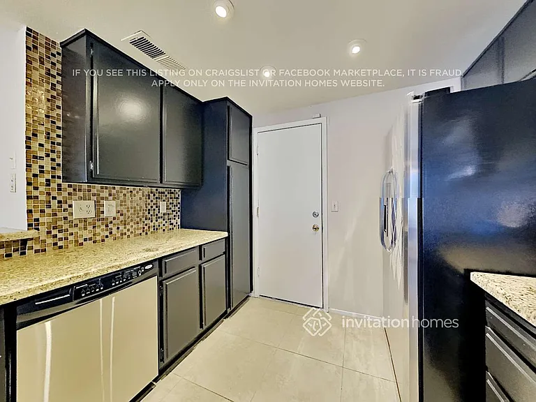 122 Elegante Way — Photo 11