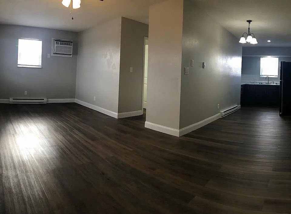 Entry to Kitchen/Living Room