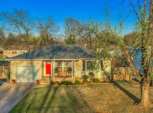 104 Mistletoe Ln, Bartlesville, OK 74003
