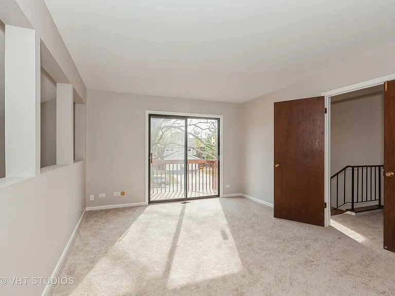 1616 Prestwick Dr — Photo 6