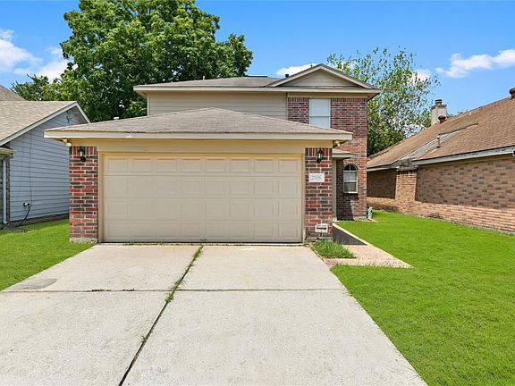 3rd image of 2106 Tomlinson Trail Dr