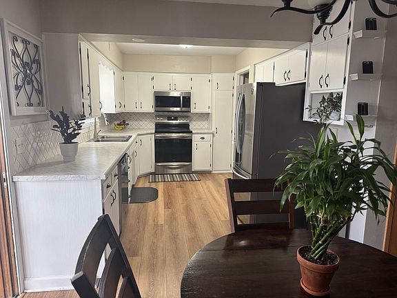 5th image of 1314 Leif Ave NW