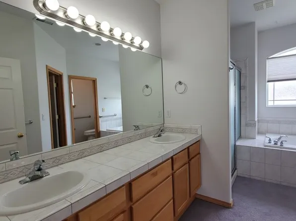264 Thyme Cir, Richland, WA 99352