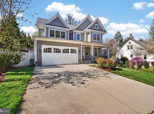 5011 Rugby Ave, Bethesda, MD