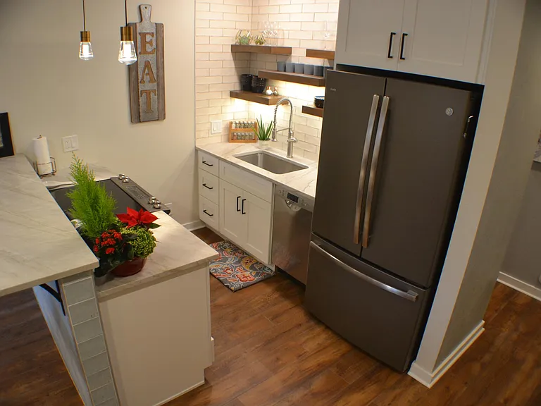 1385 Lowell Ave #109 — Photo 5