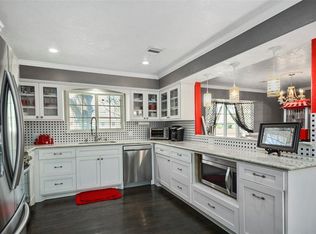 7270 Dillon St, Houston, TX 77061