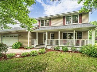 9657 Thomas Ave N, Brooklyn Park, MN 55444