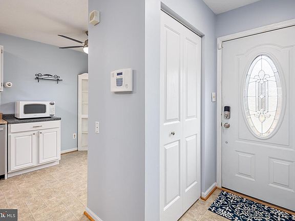 2nd image of 3904 Tidewood Rd