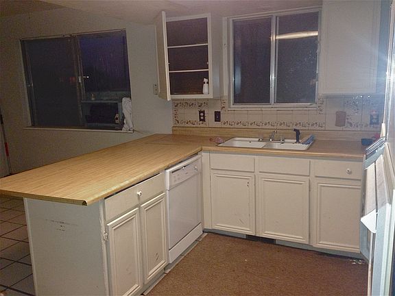 2nd image of 6586 W Kings Estate Dr