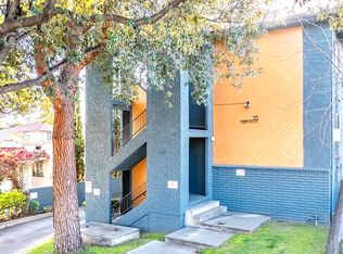 113 N Grand Oaks Ave APT 2, Pasadena, CA 91107