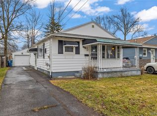 703 79th St, Niagara Falls, NY 14304