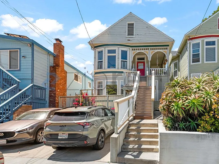3123 Harrison St #3123 HARRISON ST — Photo 1