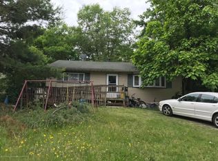 15 Annapolis Rd, Toms River, NJ 08757