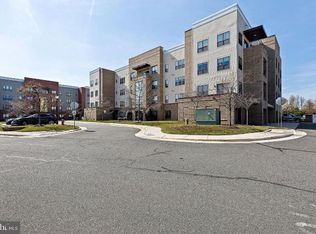 8960 Fascination Ct APT 213, Lorton, VA 22079