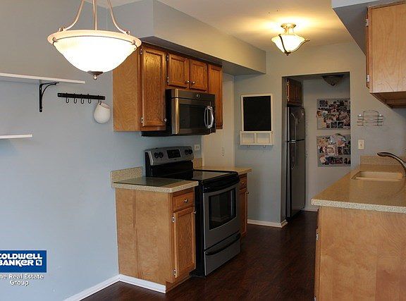 3rd image of 246 Chippewa Ct Unit C