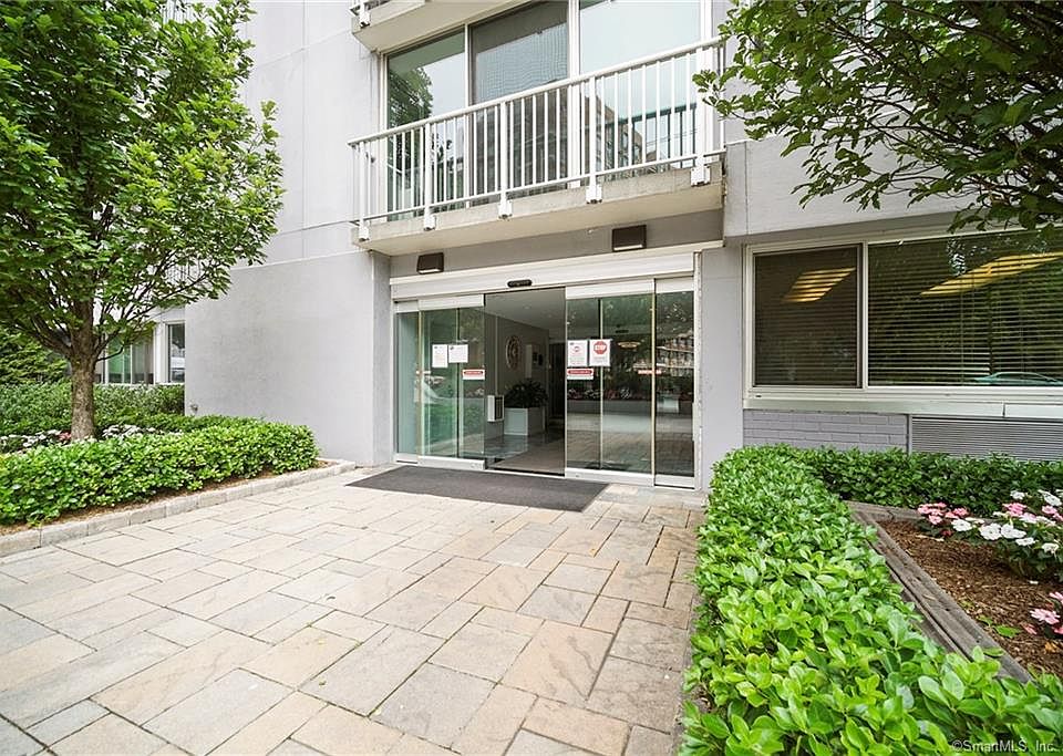 1st image of 1 Strawberry Hill Ave APT 5C