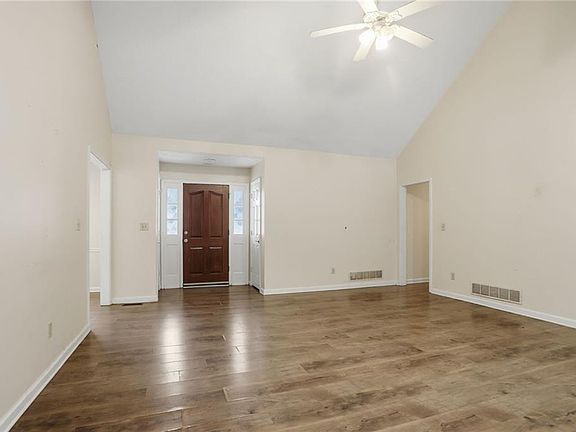 4th image of 265 Deep Step Rd