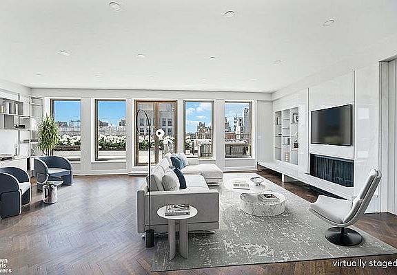 3rd image of 1009 Park Ave Penthouse A