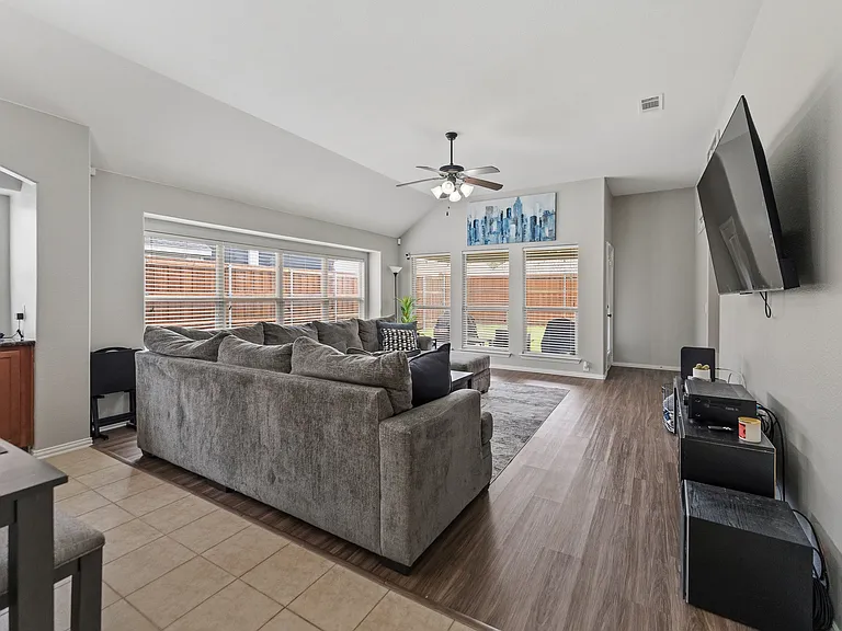 2616 Pine Trail Dr — Photo 11