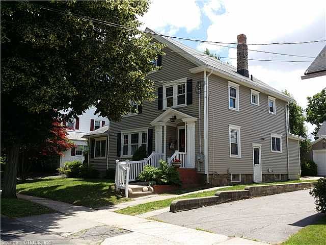2nd image of 383 Woodstock Ave