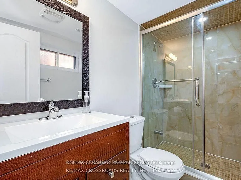 2095 Haig Dr #BASEMENT — Photo 8