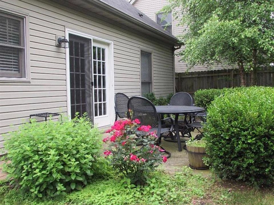 2nd image of 1241 Red Stone Dr