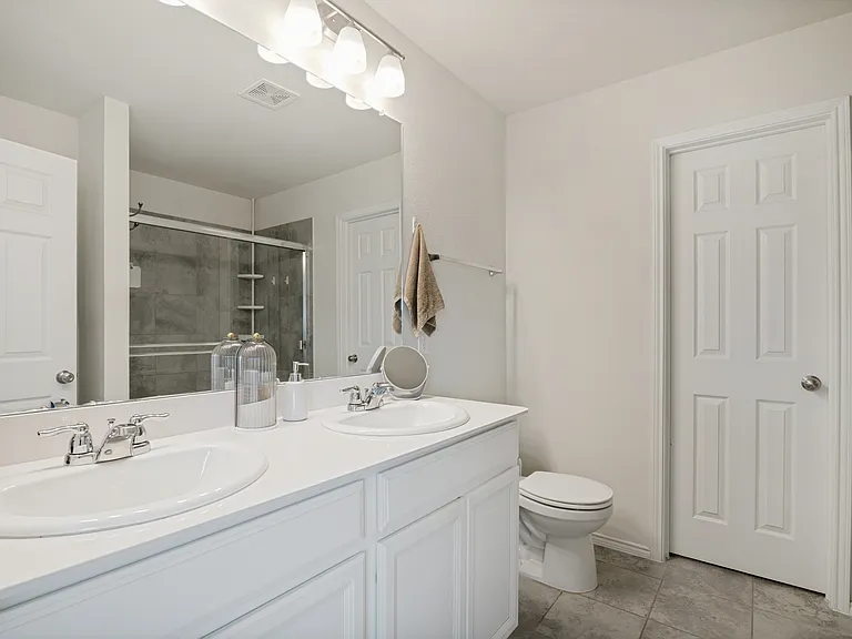1073 Norias Dr — Photo 16