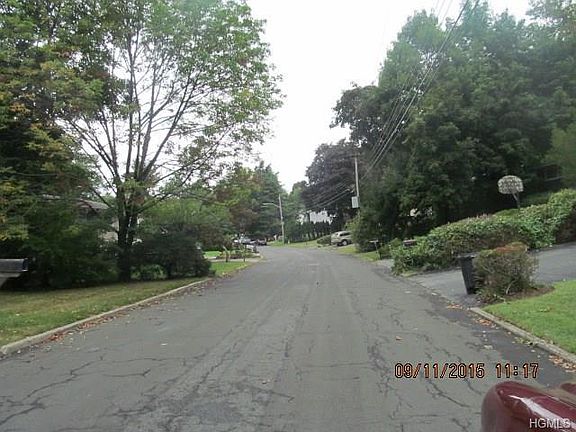 5th image of 71 Greenwood Ln