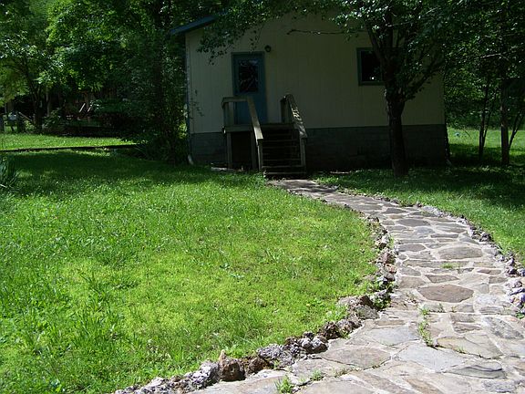 walk from home to garage 