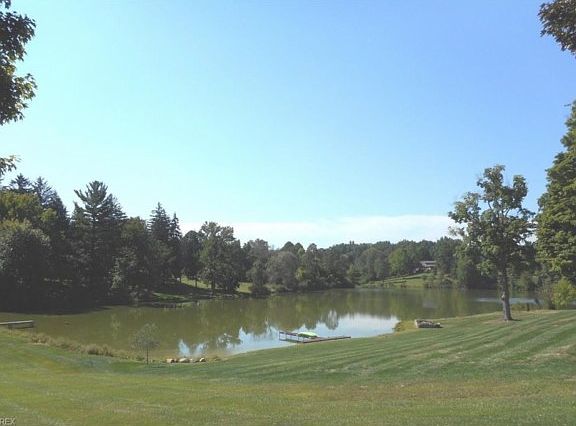 5th image of 1286 Sheppard Dr
