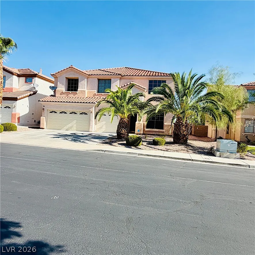 4 bed, 2.5 bath, 3060 sqft, $3,350 — Photo 2