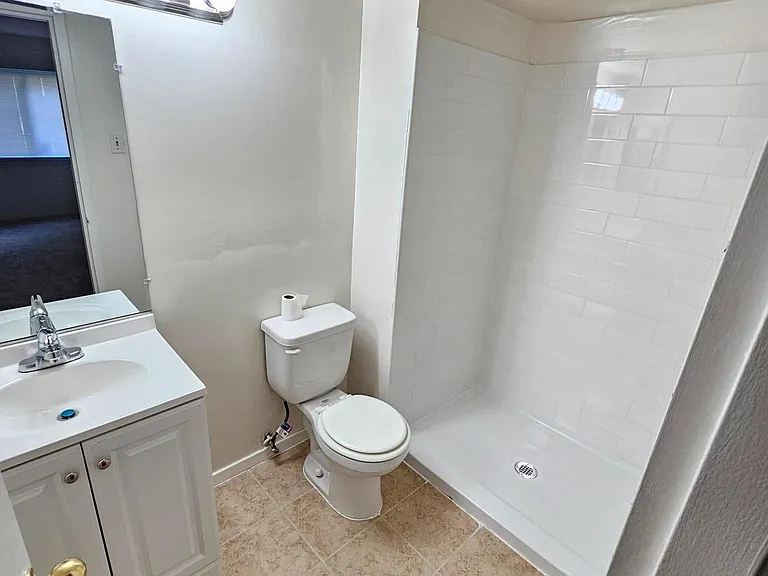 HOUSE-101 19323rd Clb #101 — Photo 21