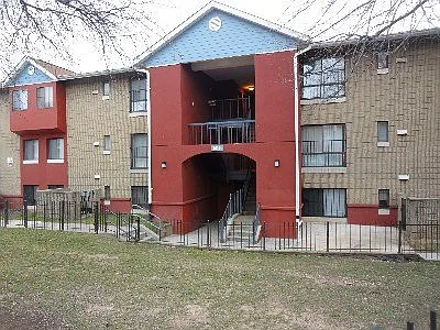 1611 E Chase St — Photo 7