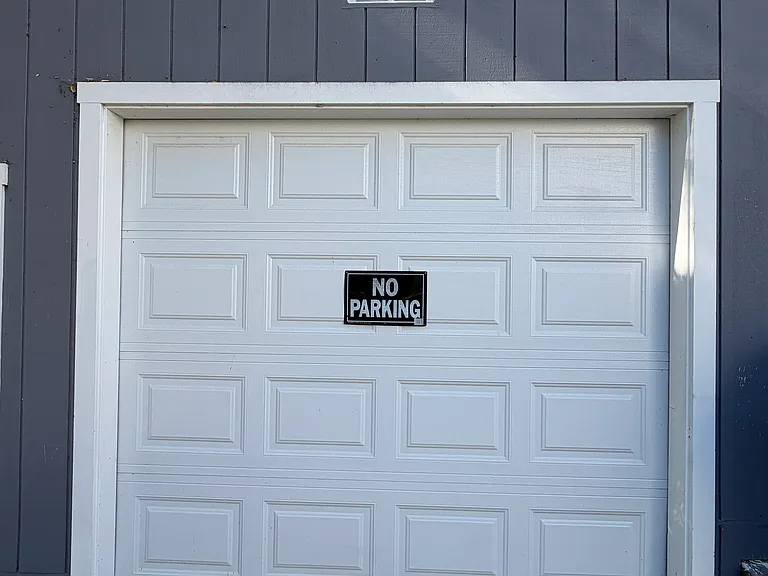 737 Florida St — Photo 22